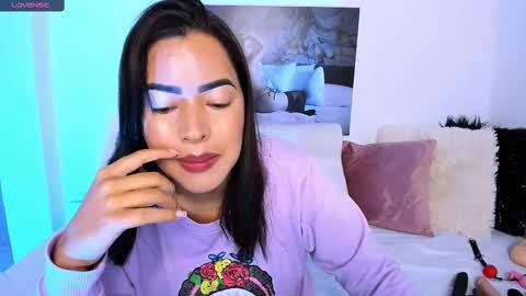 Natalia online show from February 27, 2025, 1:28 pm