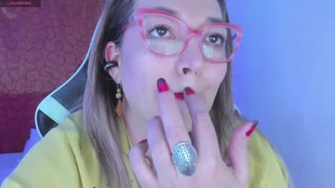 Snapshot of naty__mature_ chatting on January 15, 2025, 4:25 am Nataly online show from January 15, 2025, 4:25 am