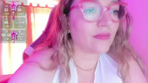Snapshot of naty__mature_ chatting on February 5, 2025, 6:15 pm Nataly online show from February 5, 2025, 6:15 pm