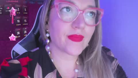 Snapshot of naty__mature_ chatting on February 8, 2025, 3:19 am Nataly online show from February 8, 2025, 3:19 am