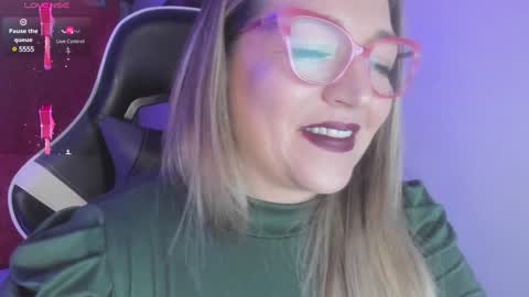 Snapshot of naty__mature_ chatting on February 9, 2025, 12:06 am Nataly online show from February 9, 2025, 12:06 am