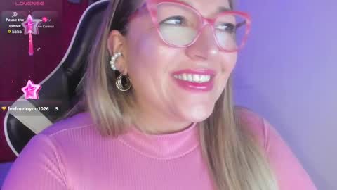 Snapshot of naty__mature_ chatting on February 9, 2025, 11:15 pm Nataly online show from February 9, 2025, 11:15 pm