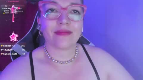 Snapshot of naty__mature_ chatting on February 11, 2025, 5:05 am Nataly online show from February 11, 2025, 5:05 am