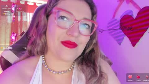 Snapshot of naty__mature_ chatting on February 14, 2025, 8:26 pm Nataly online show from February 14, 2025, 8:26 pm