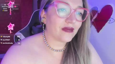 Snapshot of naty__mature_ chatting on February 22, 2025, 3:23 am Nataly online show from February 22, 2025, 3:23 am