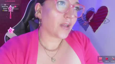 Snapshot of naty__mature_ chatting on February 24, 2025, 2:08 am Nataly online show from February 24, 2025, 2:08 am