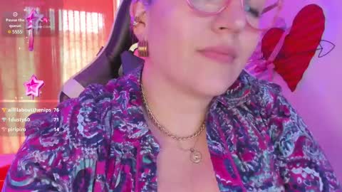Snapshot of naty__mature_ chatting on March 5, 2025, 8:53 pm Nataly online show from March 5, 2025, 8:53 pm