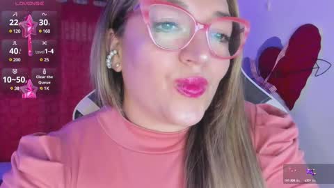 Snapshot of naty__mature_ chatting on March 9, 2025, 11:14 pm Nataly online show from March 9, 2025, 11:14 pm