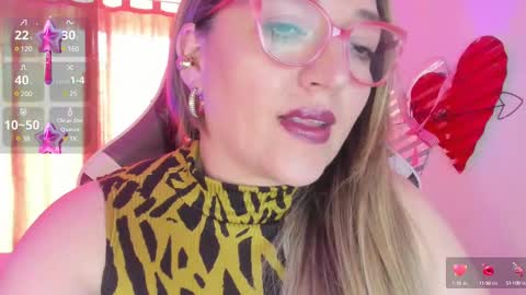 Snapshot of naty__mature_ chatting on March 10, 2025, 5:18 pm Nataly online show from March 10, 2025, 5:18 pm