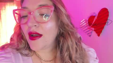 Snapshot of naty__mature_ chatting on March 12, 2025, 6:22 pm Nataly online show from March 12, 2025, 6:22 pm