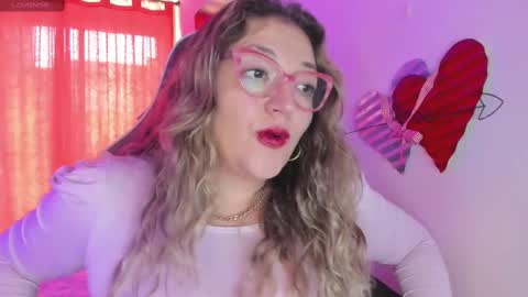 Snapshot of naty__mature_ chatting on March 12, 2025, 9:24 pm Nataly online show from March 12, 2025, 9:24 pm