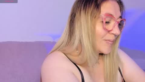 Snapshot of naty__mature_ chatting on June 28, 2026, 12:05 am Nataly online show from June 28, 2026, 12:05 am
