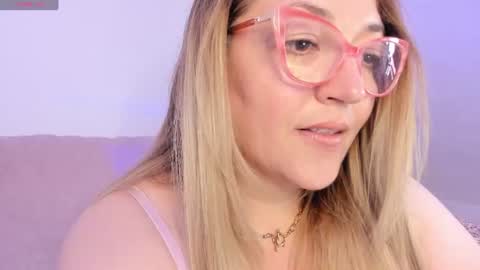 Snapshot of naty__mature_ chatting on July 1, 2026, 5:34 pm Nataly online show from July 1, 2026, 5:34 pm