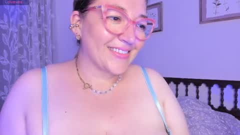 Snapshot of naty__mature_ chatting on July 3, 2026, 7:31 pm Nataly online show from July 3, 2026, 7:31 pm