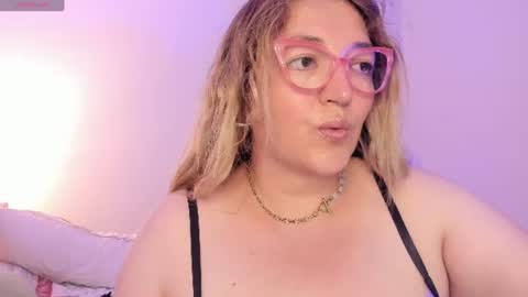 Snapshot of naty__mature_ chatting on July 11, 2026, 7:16 pm Nataly online show from July 11, 2026, 7:16 pm