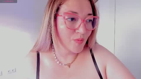 Snapshot of naty__mature_ chatting on July 18, 2026, 6:34 pm Nataly online show from July 18, 2026, 6:34 pm