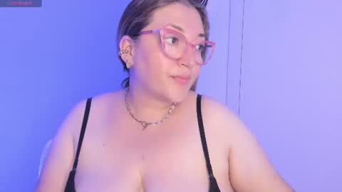 Snapshot of naty__mature_ chatting on July 20, 2026, 8:11 pm Nataly online show from July 20, 2026, 8:11 pm