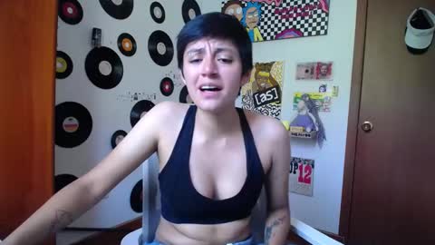 Snapshot of naty_lux19 chatting on January 16, 2025, 6:06 pm Fernanda online show from January 16, 2025, 6:06 pm