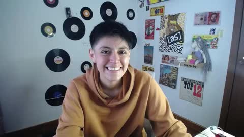 Snapshot of naty_lux19 chatting on March 3, 2025, 9:15 pm Fernanda online show from March 3, 2025, 9:15 pm