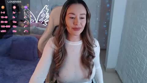 Natalia online show from June 12, 2026, 1:04 am