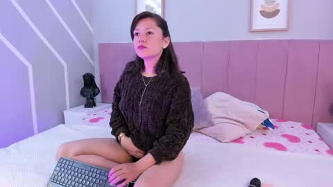 natybliss online show from May 5, 2026, 5:37 am