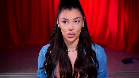 Naty online show from January 19, 2025, 7:26 pm