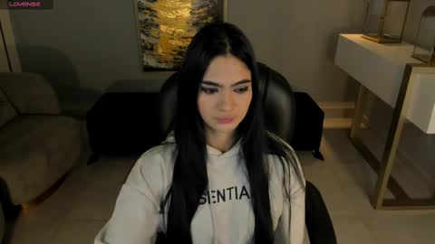 Naty Ferrer online show from February 19, 2025, 10:34 am