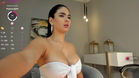 Naty Ferrer online show from February 19, 2025, 1:39 pm