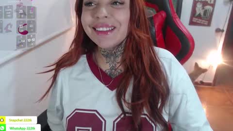 Snapshot of natykors_m_ chatting on September 20, 2025, 12:22 am Sofia  IG Natykors08 online show from September 20, 2025, 12:22 am