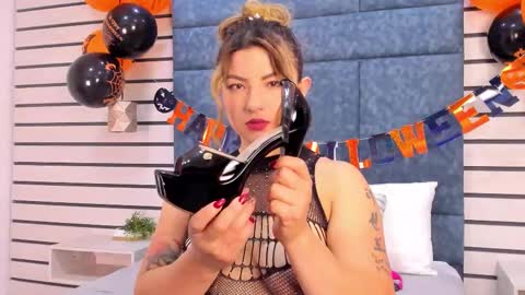 Snapshot of natyleone chatting on October 23, 2025, 9:57 pm Naty online show from October 23, 2025, 9:57 pm