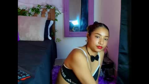 Natzu online show from November 13, 2025, 3:33 pm