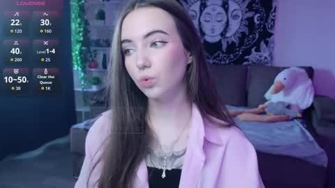 Nikki online show from September 15, 2025, 5:51 am