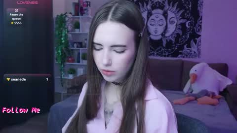 Nikki online show from October 30, 2025, 4:03 am