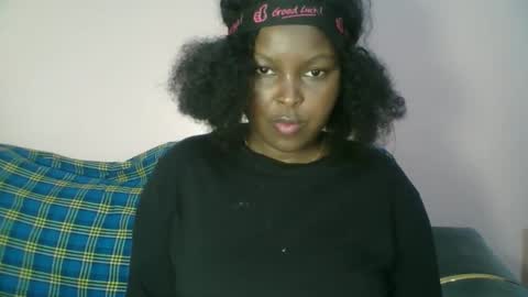 Snapshot of naughti_garlie chatting on March 2, 2026, 7:15 am naughti_garlie online show from March 2, 2026, 7:15 am