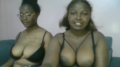 Snapshot of naughti_garlie chatting on March 28, 2026, 5:18 am naughti_garlie online show from March 28, 2026, 5:18 am