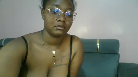 Snapshot of naughti_garlie chatting on March 29, 2026, 5:29 am naughti_garlie online show from March 29, 2026, 5:29 am