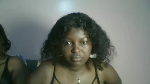 naughti_garlie online show from May 4, 2026, 4:19 am