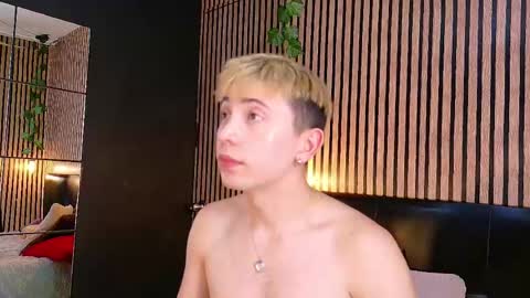 Christopher  Chris online show from March 6, 2025, 3:13 pm