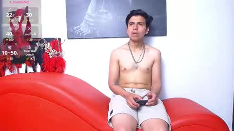 naughty_angeel online show from September 15, 2025, 12:27 pm