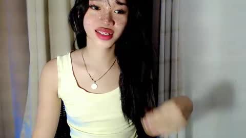 itsyourgirl kiara online show from March 28, 2026, 3:06 am