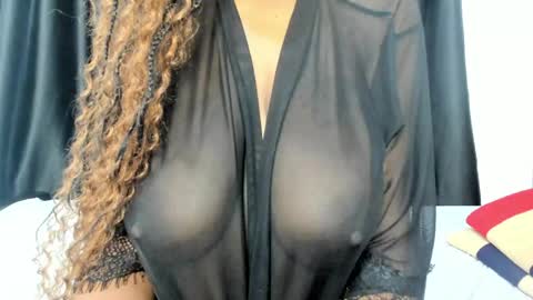 naughty_dreamss online show from May 5, 2026, 8:44 am