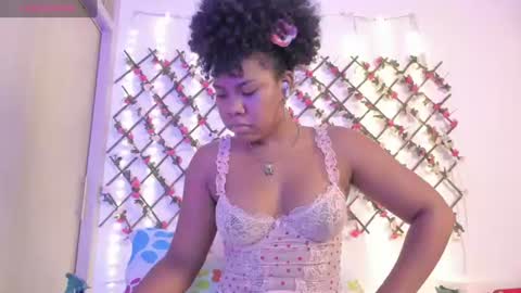 Snapshot of naughty_ebonyy chatting on June 17, 2026, 4:26 am SASHA online show from June 17, 2026, 4:26 am