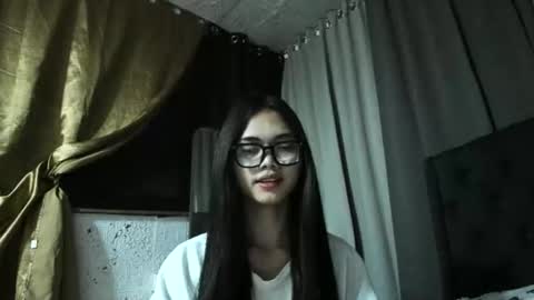 Snapshot of naughty_emmats chatting on February 18, 2026, 7:10 pm emma online show from February 18, 2026, 7:10 pm