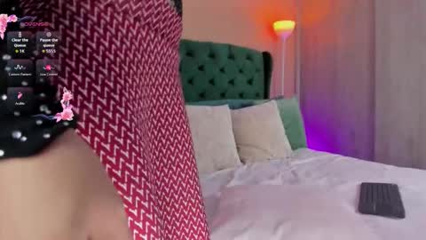 HAPPY HOUR online show from February 16, 2026, 11:01 pm