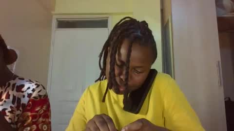 naughty_jazmine online show from October 7, 2025, 5:43 pm