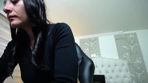 Kitten online show from January 7, 2025, 11:26 am