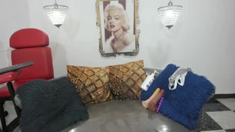 ESMERALDA online show from June 6, 2026, 3:44 am