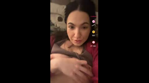 Snapshot of naughty_princesse chatting on April 14, 2026, 2:06 am Elena online show from April 14, 2026, 2:06 am