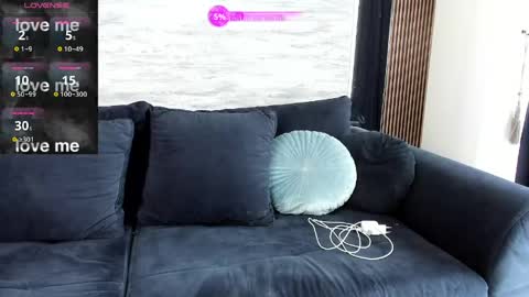 Snapshot of naughty_princesse chatting on April 21, 2026, 6:31 am Elena online show from April 21, 2026, 6:31 am