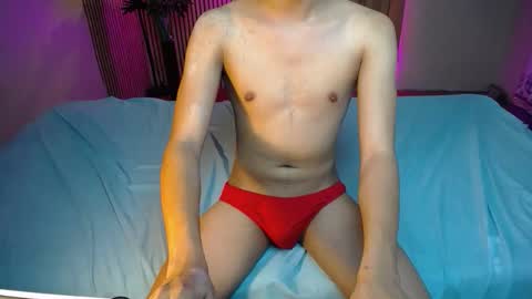 naughty_riddin online show from September 30, 2025, 9:25 am